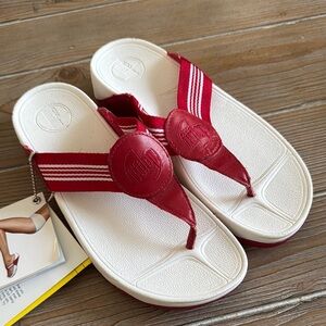 FitFlop Women's Red and White Sandals